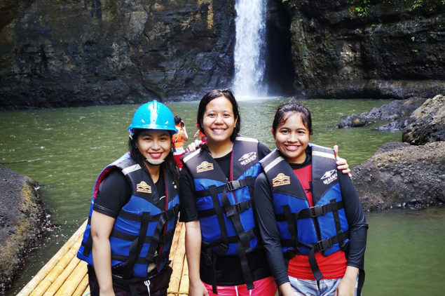 Happy guests of ePhilippines at Pagsanjan Falls River Rafting Adventure, Laguna