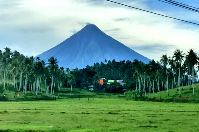 Perfect Cone Mount Mayon Volcano, Legazpi, Bicol