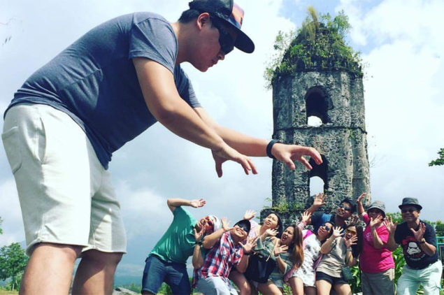 Happy guests of e-Philippines at Cagsawa Ruins, Albay, Bicol